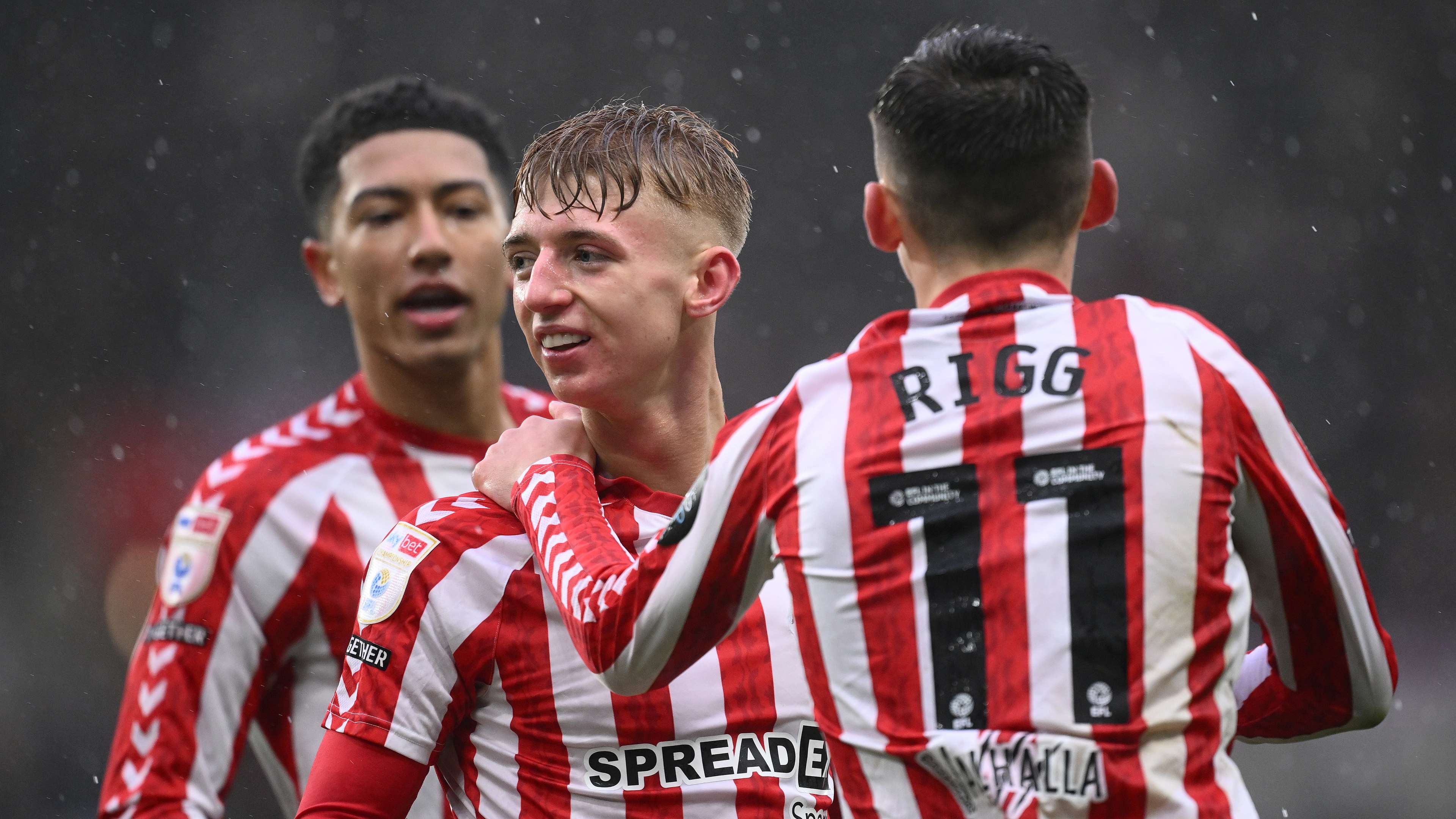 让人联想到 让人联想到